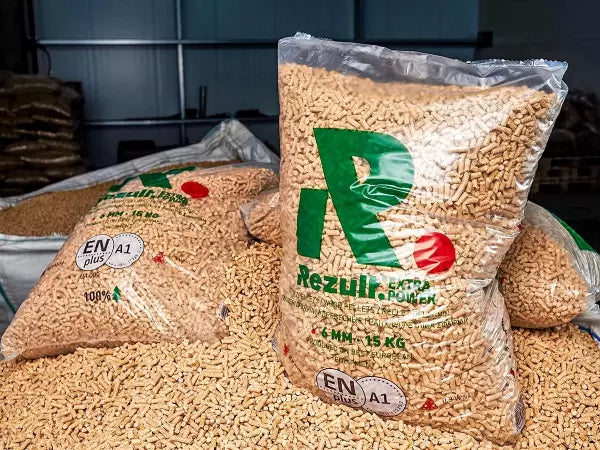 REZULT Premium Holzpellets, ENplusA1 70 x 15kg Sack - Brennholz